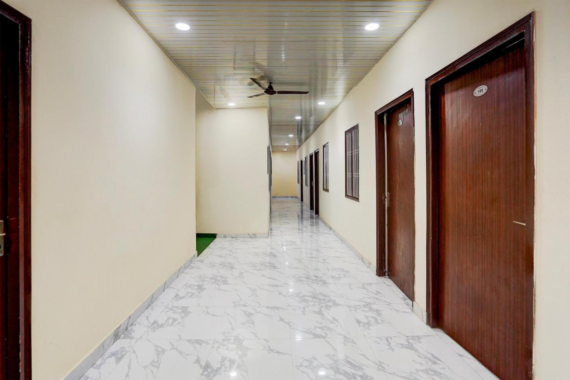 Super Collection O Govind Vihar Matiyari Formerly Saffron Chinhat エクステリア 写真